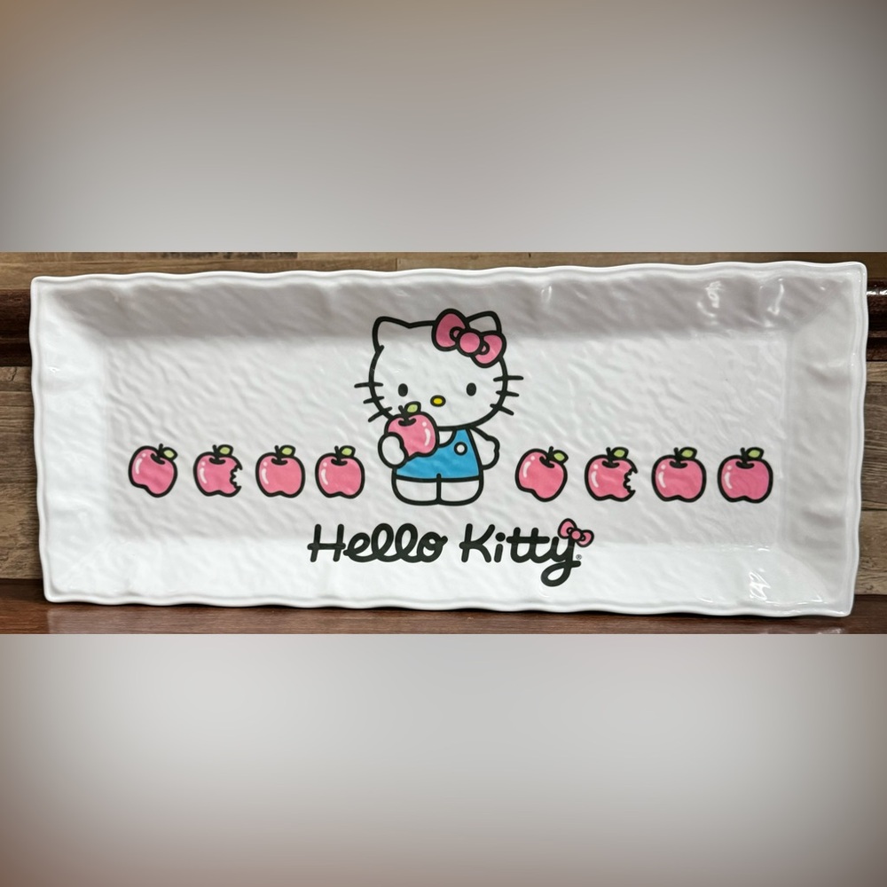 Super Cute 🥰  2024 Collection Hello Kitty & Apples 🍎 🎀  Melamine Tray  -  NEW